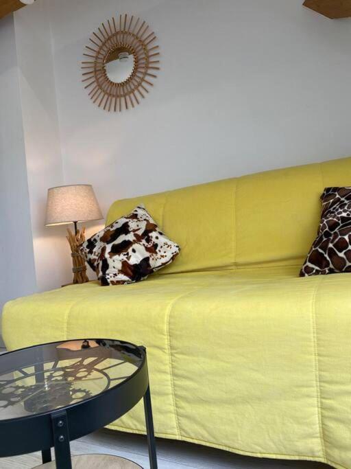 Esprit Jaune - Cosy Salengro - Sauna & Sport Club Apartment *